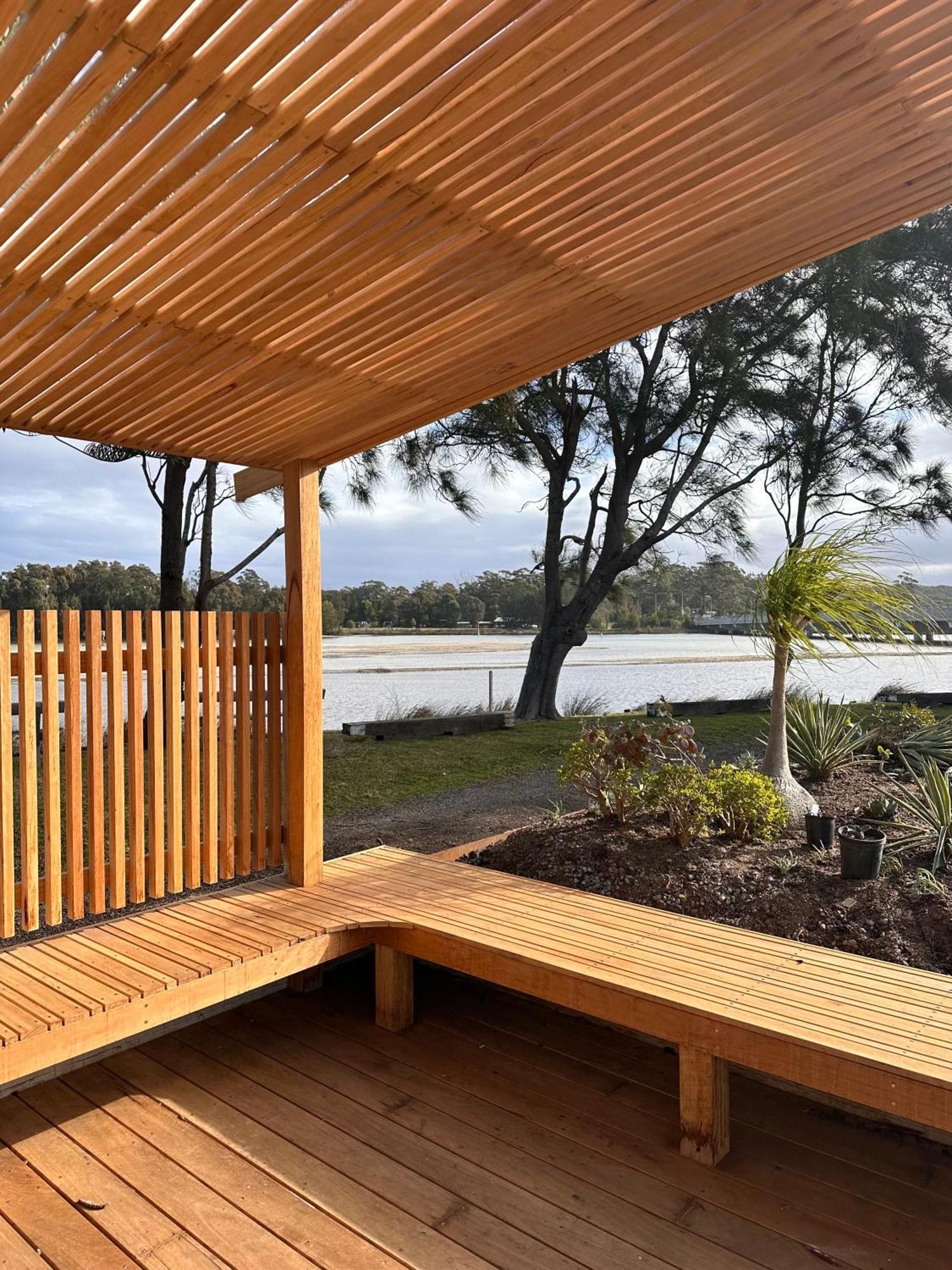 Archy'S On The Lake Burrill Lake エクステリア 写真